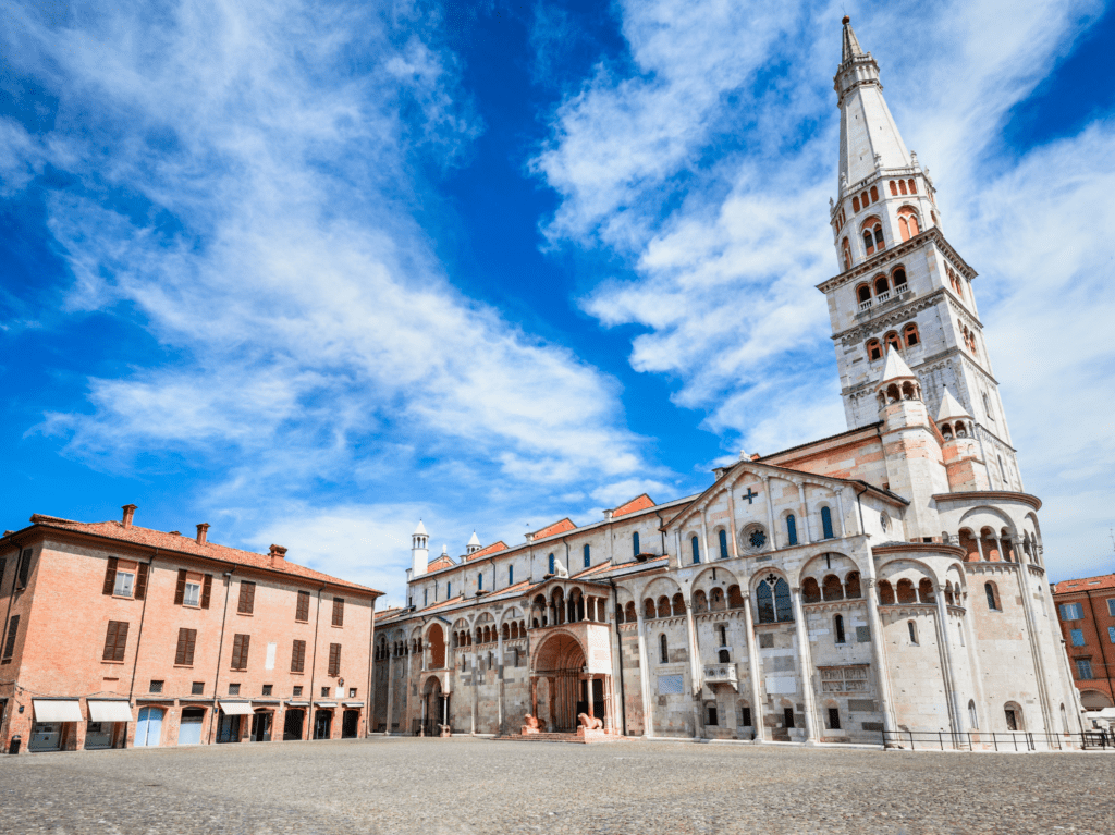 modena urban trekking