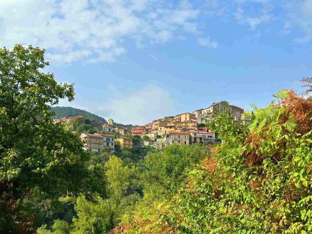 cammino san nilo italy hiking