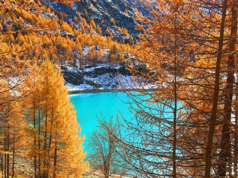 aosta valley place moulin lake